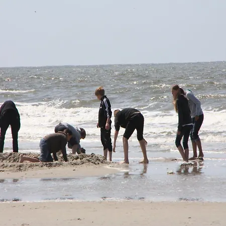 Doppelhaushaelfte In Ruhiger Lage, Cleaning Included Bohl